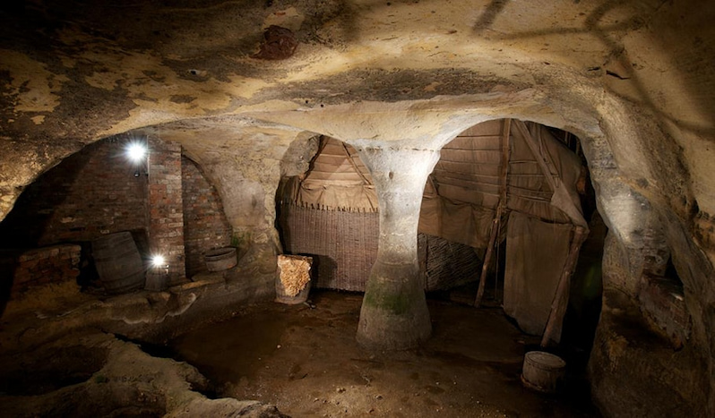 underground wonder - Cu Chi Tunnels 