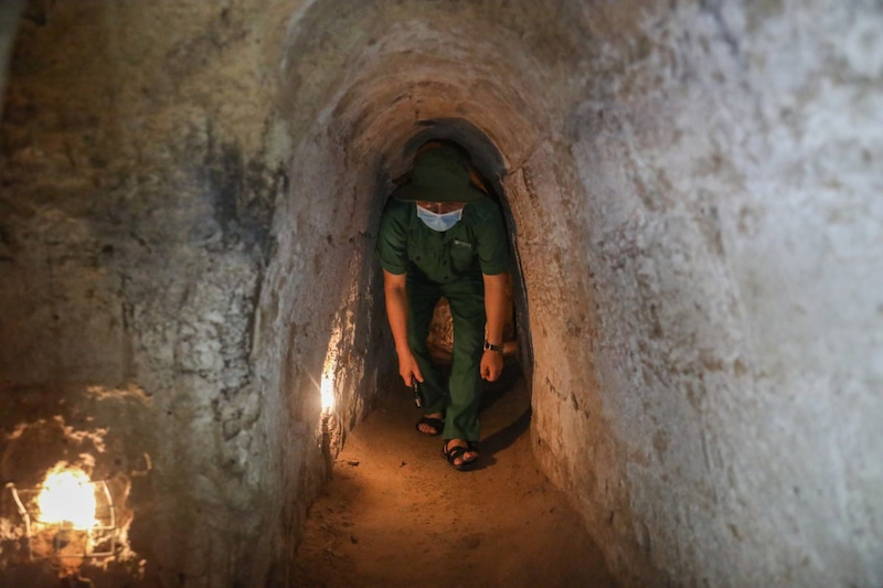 Narrow tunnels