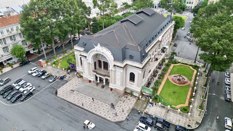 Saigon Opera House​: The Heart of Performing Arts in Ho Chi Minh City