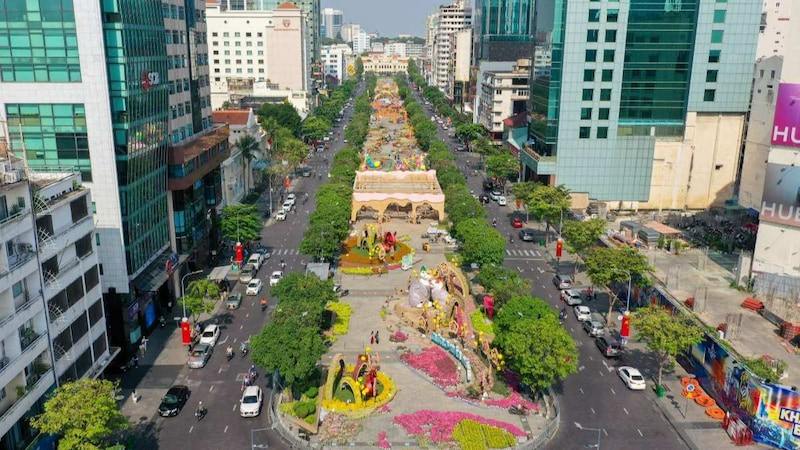 phố đi bộ Nguyễn Huệ