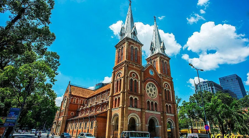 nhà thờ đức bà