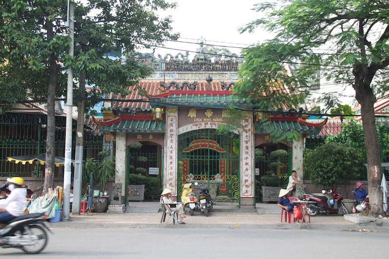 Phuoc An Hoi Quan Pagoda