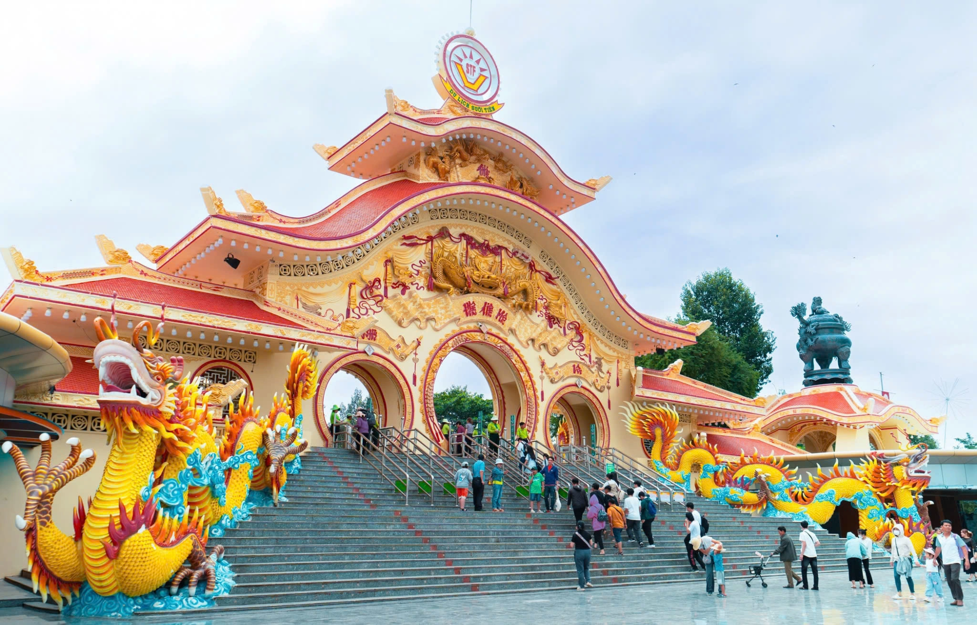 Suoi Tien Park: A Cultural and Entertainment Destination in Ho Chi Minh City